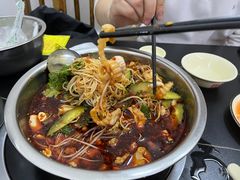 -周良天山牛杂城(天山路总店)