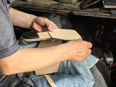 -静安寺修鞋修包修拉链