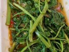 -The Dishes Seafood & Restaurant