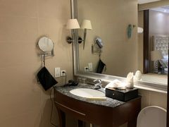 -武汉汉口火车站东方建国大酒店