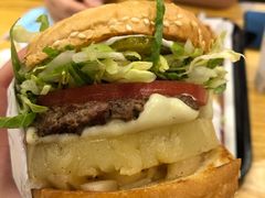 -The Habit Burger Grill 哈比特汉堡(爱琴海店)