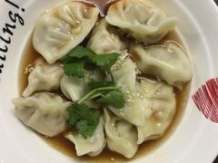 菊花猪肉饺子-华强阁菊花宴自助火锅店