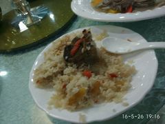 -巴扎美食·新疆菜·西域歌舞表演餐厅(新疆大厦店)