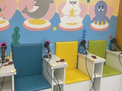 -戊辰亲子游泳俱乐部