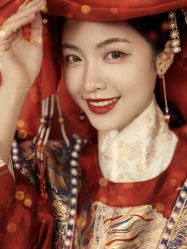 -挪娅婚纱摄影皇家会所