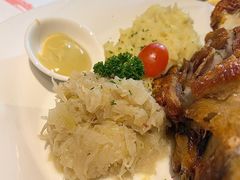 德式酸菜-申德勒加油站西餐厅Schindlers Tankstelle(上海外滩店)