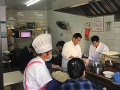 大堂-黄阿姨锅贴大王(万航渡路店)