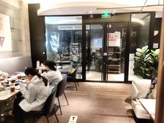-必胜客(济微路店)