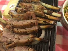 馕坑烤羊排-西域阿里马新疆菜·清真(桂花路店)