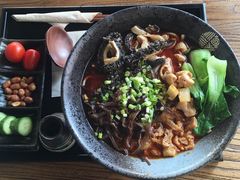 -俏湘私房菜(国贸店)