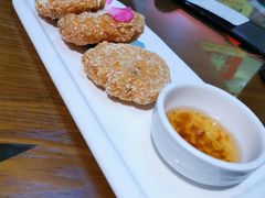 炸虾饼配泰国梅子酱-帕蓝·暹罗料理(曲阳店)