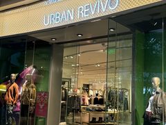 -URBAN REVIVO(七宝领展广场店)