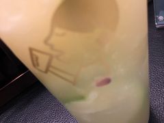 -喜茶(北京华贸购物中心店)