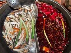 -周小明火锅(黑金冠社区店)