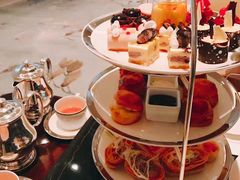 红丝绒下午茶-Salon de Ville浦江汇(上海外滩华尔道夫酒店店)