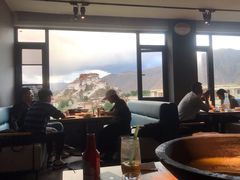 -平措康桑·和牛自助观景餐厅(布达拉宫店)