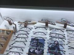 -广州宝岛眼镜武汉和光眼镜市场西区店