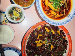 -杨记隆府重庆江湖菜(大悦城店)