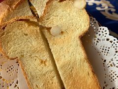 夏威夷果仁面包-弘雅饭店