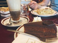 奥地利萨赫蛋糕-Cafe Sacher(WIEN)