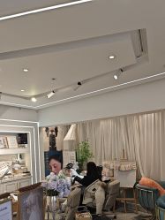 -U+nail优加专业美甲美睫