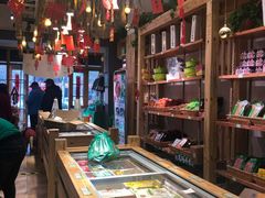 -锅圈食汇火锅烧烤食材超市(聚贤路店)