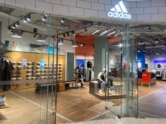 -adidas(滔搏新城吾悦广场店)