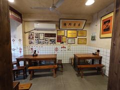 -矮子粉店1985·长沙米粉(湘春路店)
