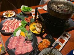 -山之屋炭火烧肉·生啤畅饮(大朗万科中央公园店)