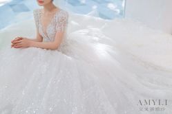 -艾米丽婚纱礼服