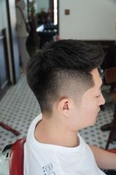 -绅仕門男士理发馆