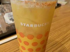 -星巴克臻选(南京艾尚天地店)