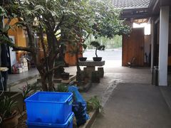 -李东农庄(中南百草园地标店)
