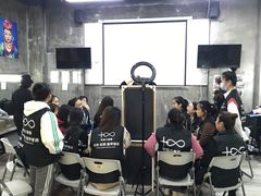 -吉田美学化妆美甲摄影培训(丽水校区)