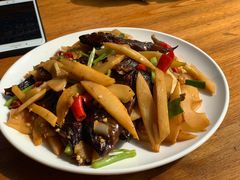 -牛八宝桂林米粉(八里庄店)