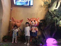 -zoonana室内动物园(东方福来德店)