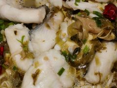 -渝是乎酸菜鱼(龙旗购物中心店)