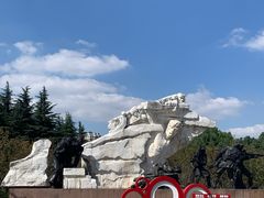 -上海市龙华烈士陵园