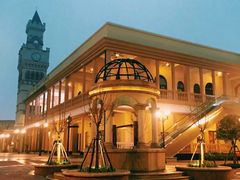 -王府井奥莱临潼小镇(临潼店)