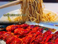 -肥肥虾庄·金牌油焖大虾(东湖欢乐谷店)