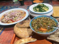 -乡村馕坑肉·烧烤·新疆菜·本地人更爱吃(阿勒泰首店)
