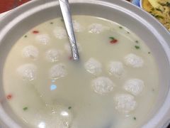 -魏铭鱼头捞饭(晋阳路店)