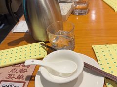 -莲餐厅·湖北菜·潜江小龙虾店(愚园路店)