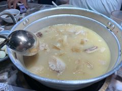 -禄婶鸡煲·打边炉