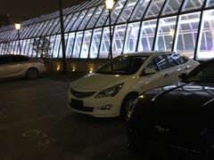 -环球港-停车场