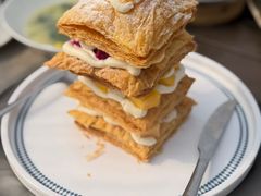 什锦水果拿破仑-水上明月·湖景餐厅