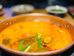 -洱火云南酸菜牛肉火锅(石景山当代商城店)