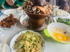 -一口猪海鲜浑锅·东北家常菜