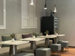 -潮一不贰·法式甜品·生日蛋糕·西式简餐(外滩店)