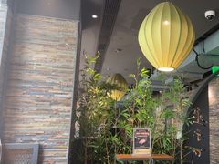 -湊湊火锅·茶憩(南京东路悦荟店)